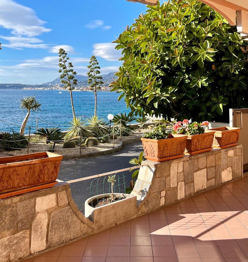 Apartment Terrazza Sul Mare - Balzi Rossi