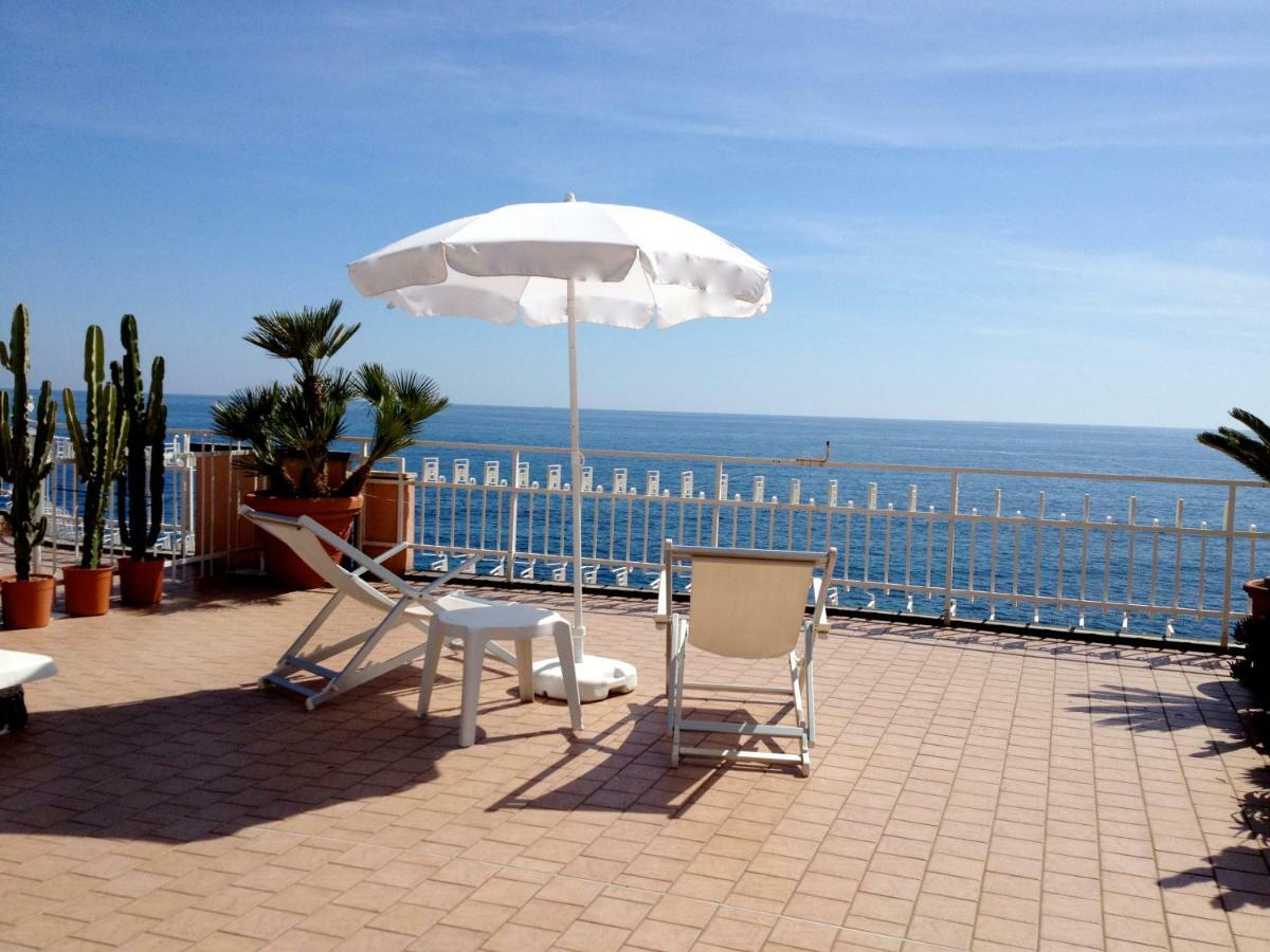 Apartment Terrazza Sul Mare - Balzi Rossi *